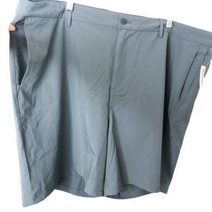 Old Navy Active NWT Men's StretchTech Go-Dry Cool Shorts Size 46